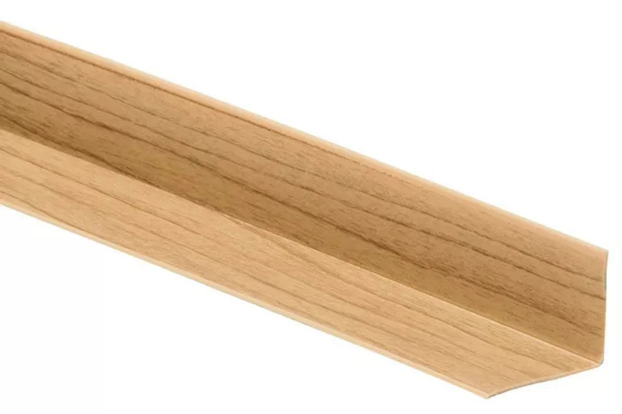 Self-Adhesive Flexible PVC Skirting Board 28×24mm – 5m Soft Floor & Wall Edge Trim, Wood Effect