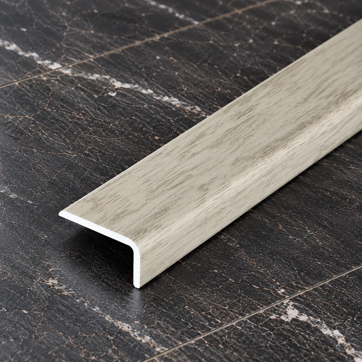 Self Adhesive Floor Trim 25MM X 10MM – Wood Effect and Anodised Aluminium 1m & 2m In Caucasian Oak Color