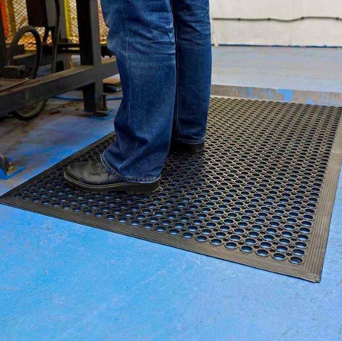 Honeycomb Rubber Entrance Mat – Durable and Slip-Resistant