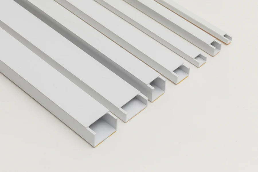 Self-Adhesive White PVC Plastic Cover Mini Cable Trunking Wire Conduit